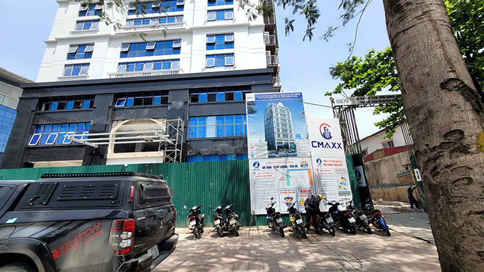400m2 vách ngăn vệ sinh cho tòa nhà BIDV 545 Nguyễn Văn Cừ