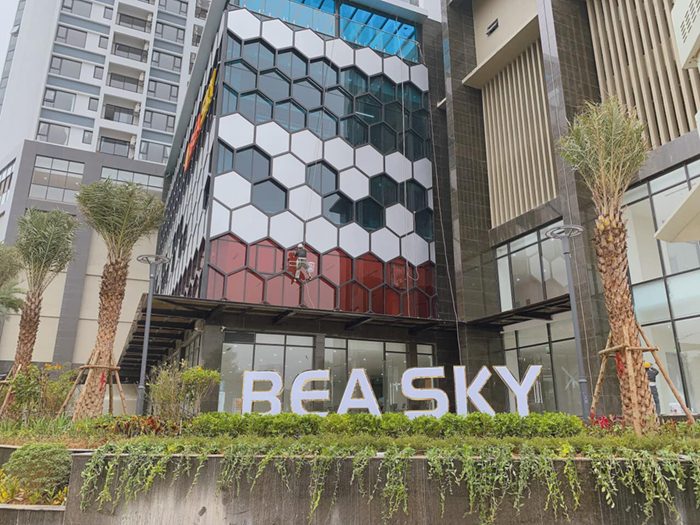 Vách ngăn compact wc chung cư Bea Sky - Tòa nhà Đại Đông Á