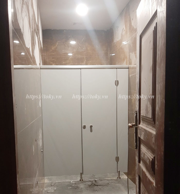 150m2 vách ngăn vệ sinh cho khách sạn Mường Thanh - Hà Nam