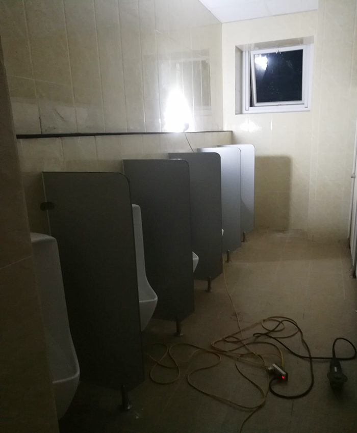 Vách compact nhà vệ sinh tại Vina New Flex Vĩnh Phúc