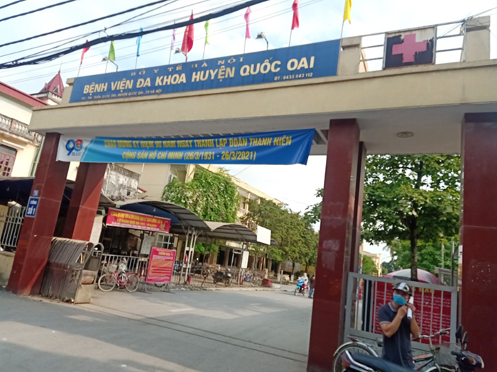 Vách nhà vệ sinh compact Bệnh viện Đa khoa huyện Quốc Oai