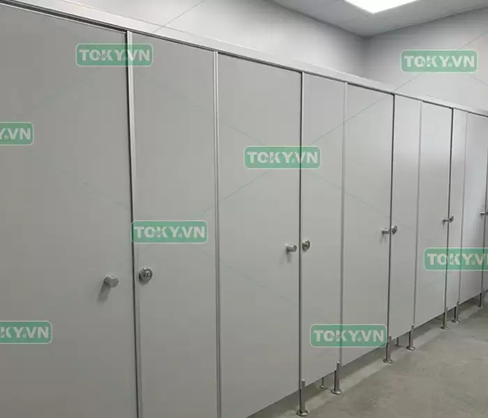 Vách ngăn vệ sinh compact laminate | Mẫu đẹp | Báo giá -10% 11 Thi công vách ngăn vệ sinh Compact Laminate trọn gói tại Toky