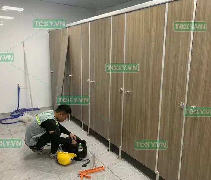 TOKY - Đơn vị cung cấp giải pháp vách ngăn vệ sinh cho công trình