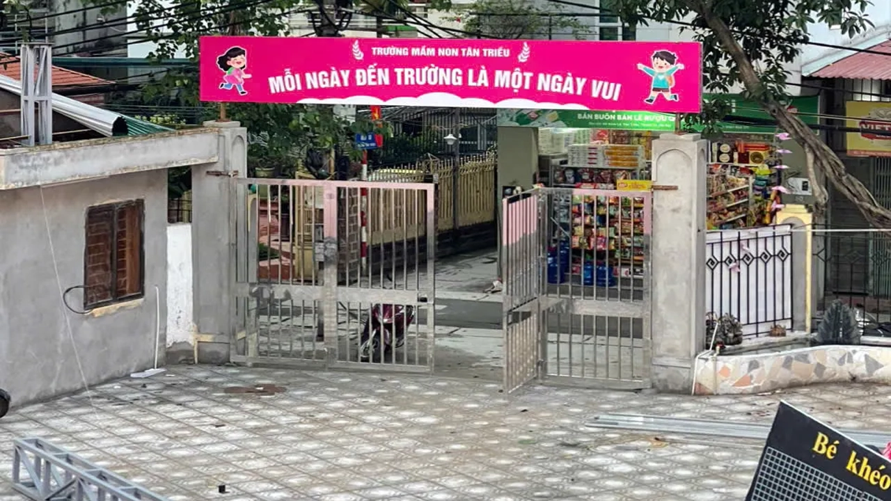 Dự án thi công vách ngăn vệ sinh Trường Mầm Non Tân Triều