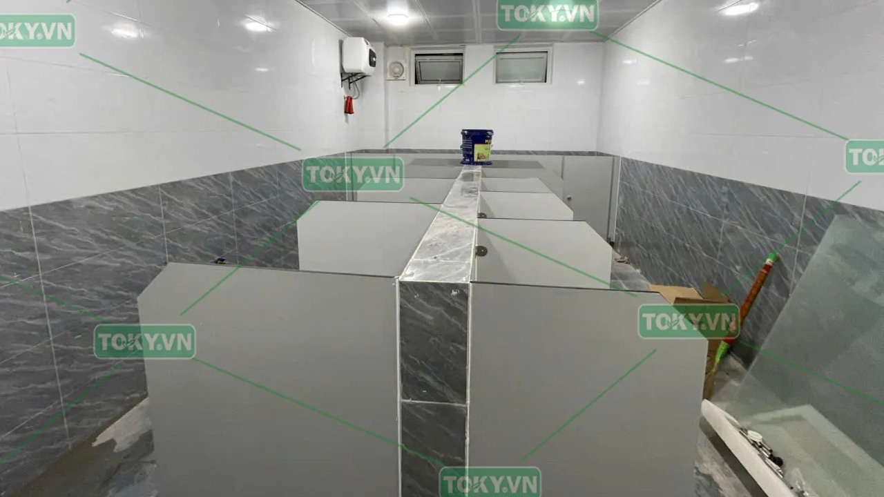 Dự án thi công vách ngăn vệ sinh Trường Mầm Non Tân Triều