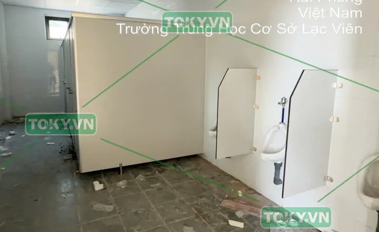 Dự án thi công vách ngăn vệ sinh Trường THCS Lạc Viên – Hải Phòng (200m²)