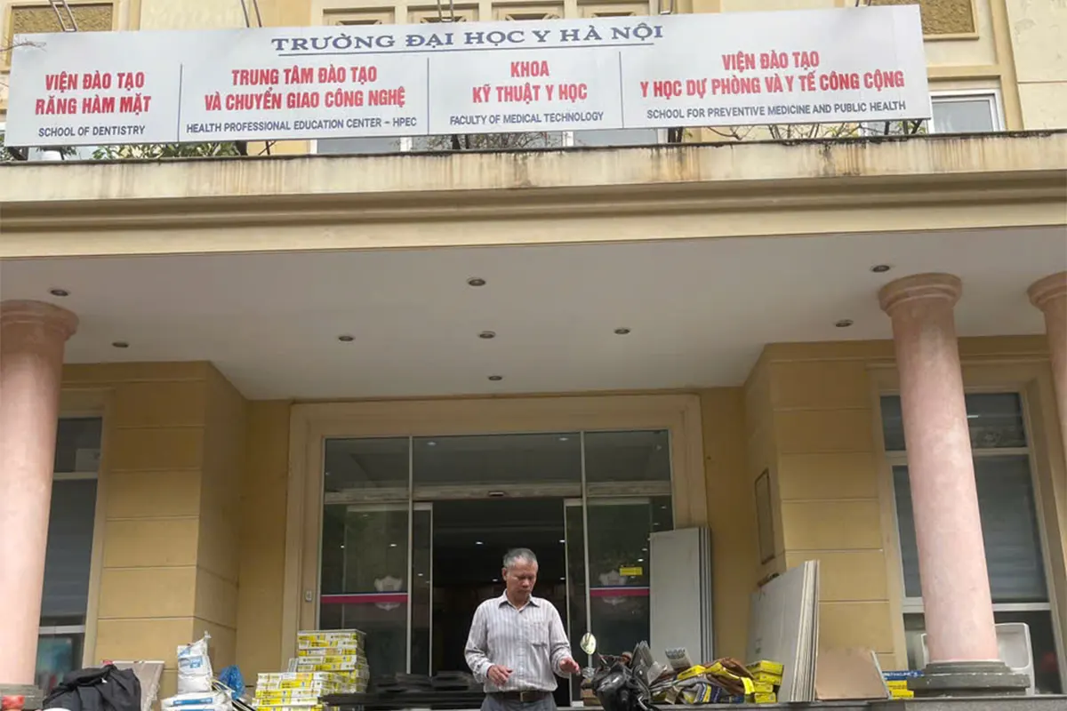 Công trình vách ngăn vệ sinh cho Đại học Y Hà Nội