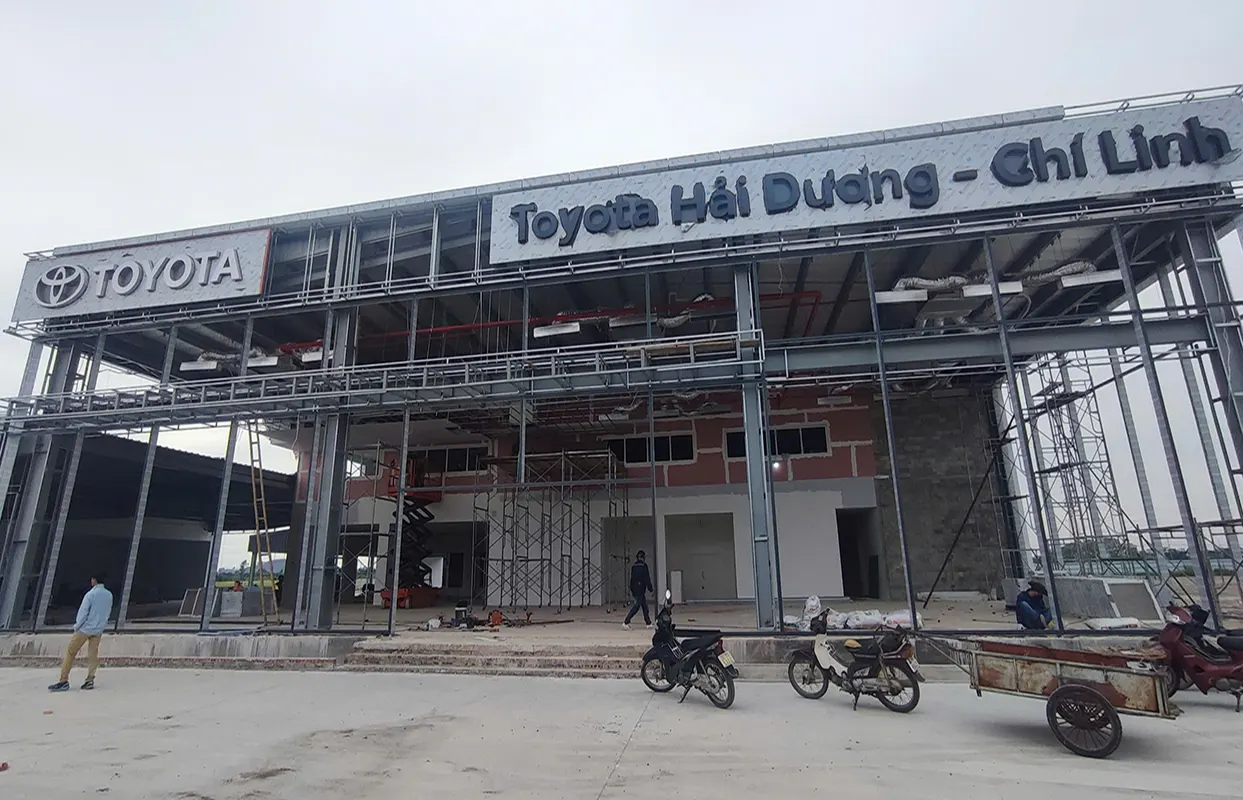 Dự án vách ngăn vệ sinh tại Showroom Toyota Hải Dương – Chí Linh