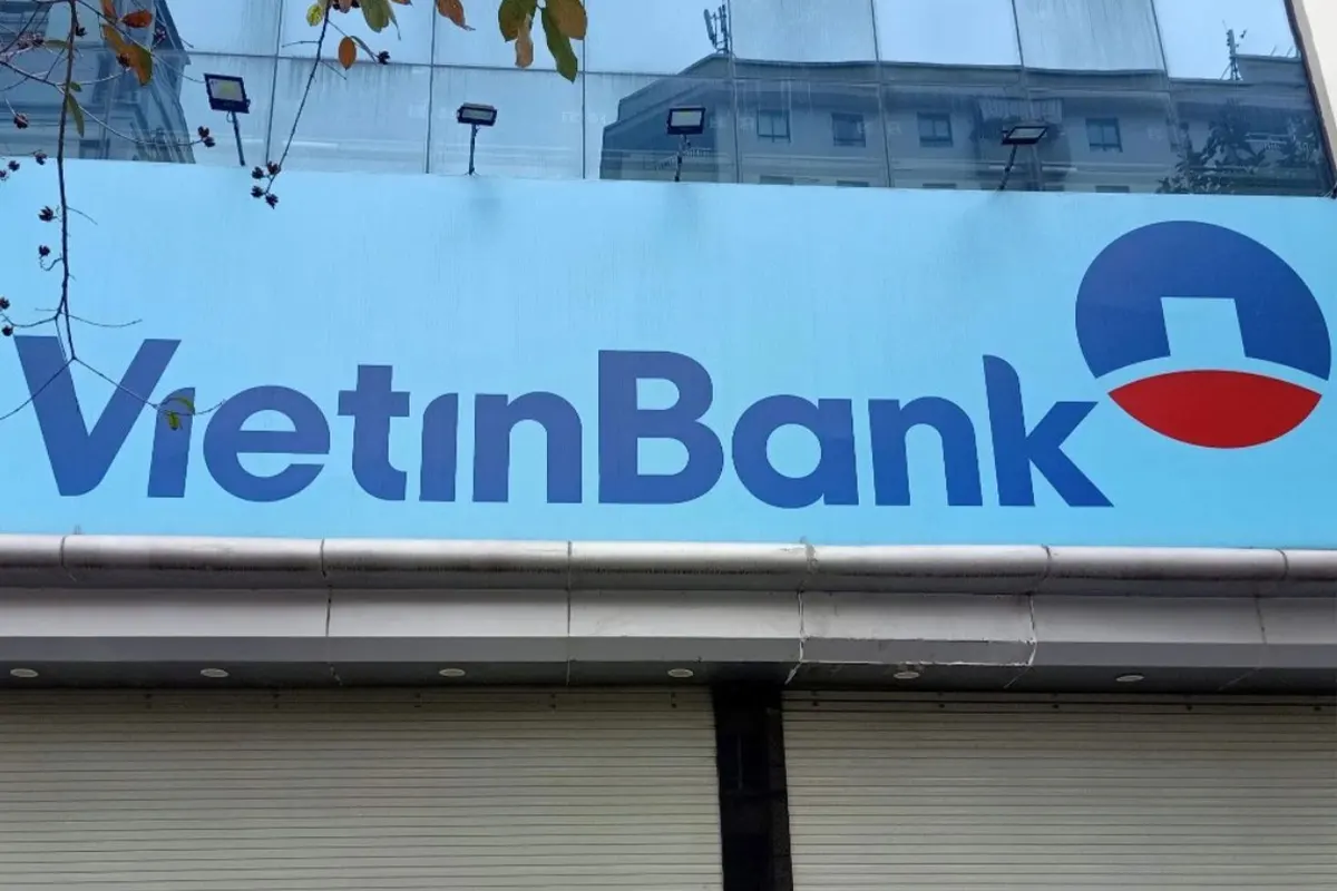 Hoàn thiện đợt 2 vách ngăn vệ sinh cho Trụ sở VietinBank Bắc Hưng Yên