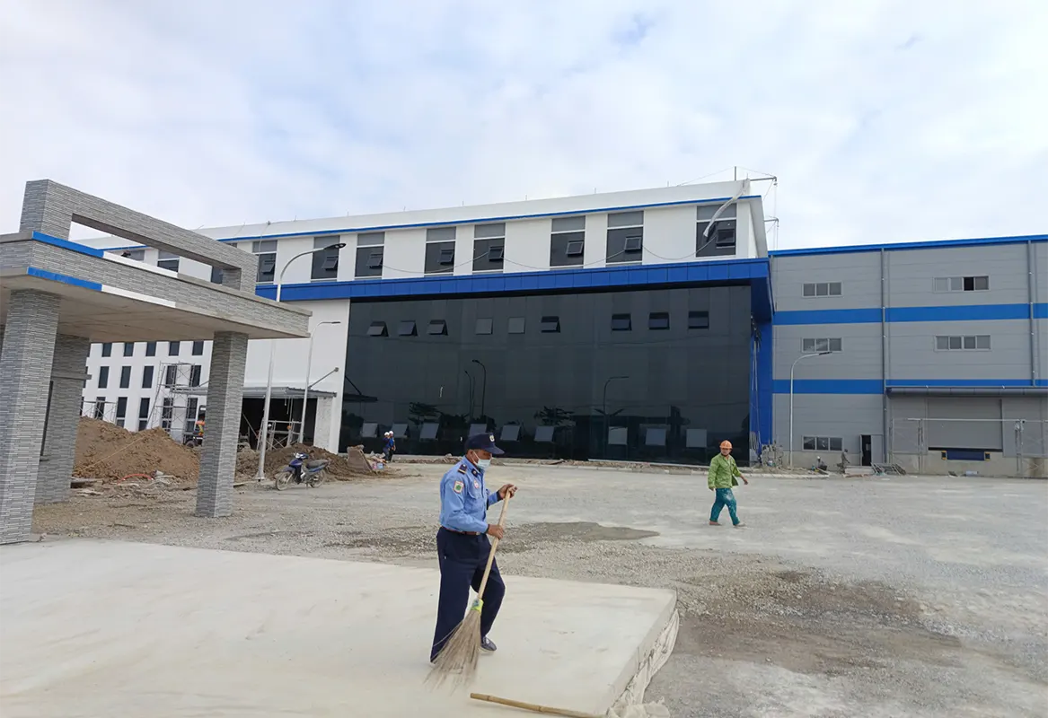 Vách ngăn vệ sinh Compact HPL cho Công ty văn phòng phẩm cao cấp – Ninh Bình