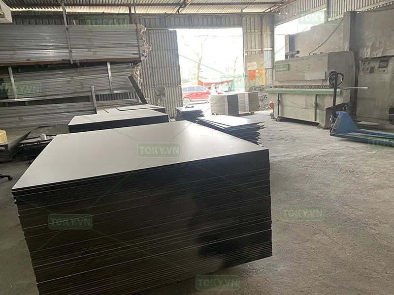 TOKY bảo hành tấm Compact trong bao lâu?