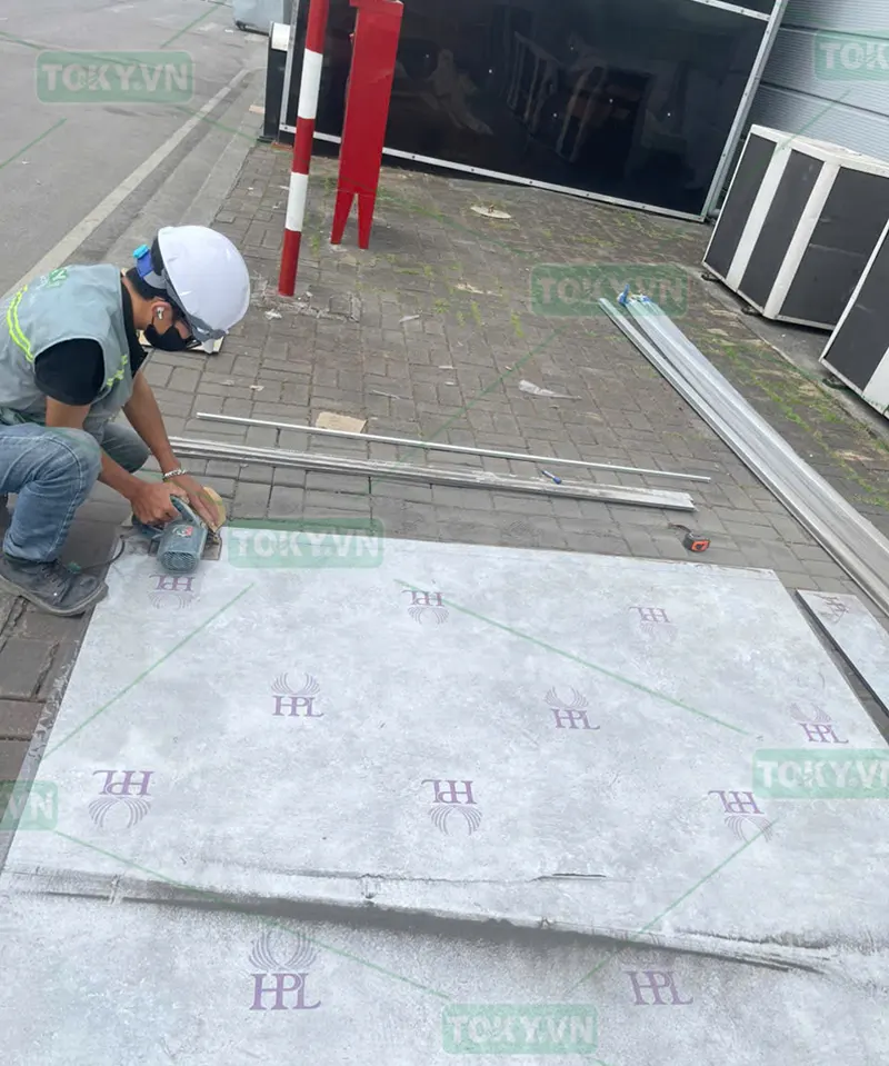 TOKY chuyên gia công tấm Compact theo yêu cầu - Chuẩn kích thước, giao nhanh