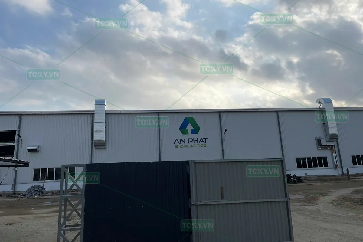 Dự án vách ngăn vệ sinh tấm Compact cho nhà máy An Phát (An Phat Bioplastics)