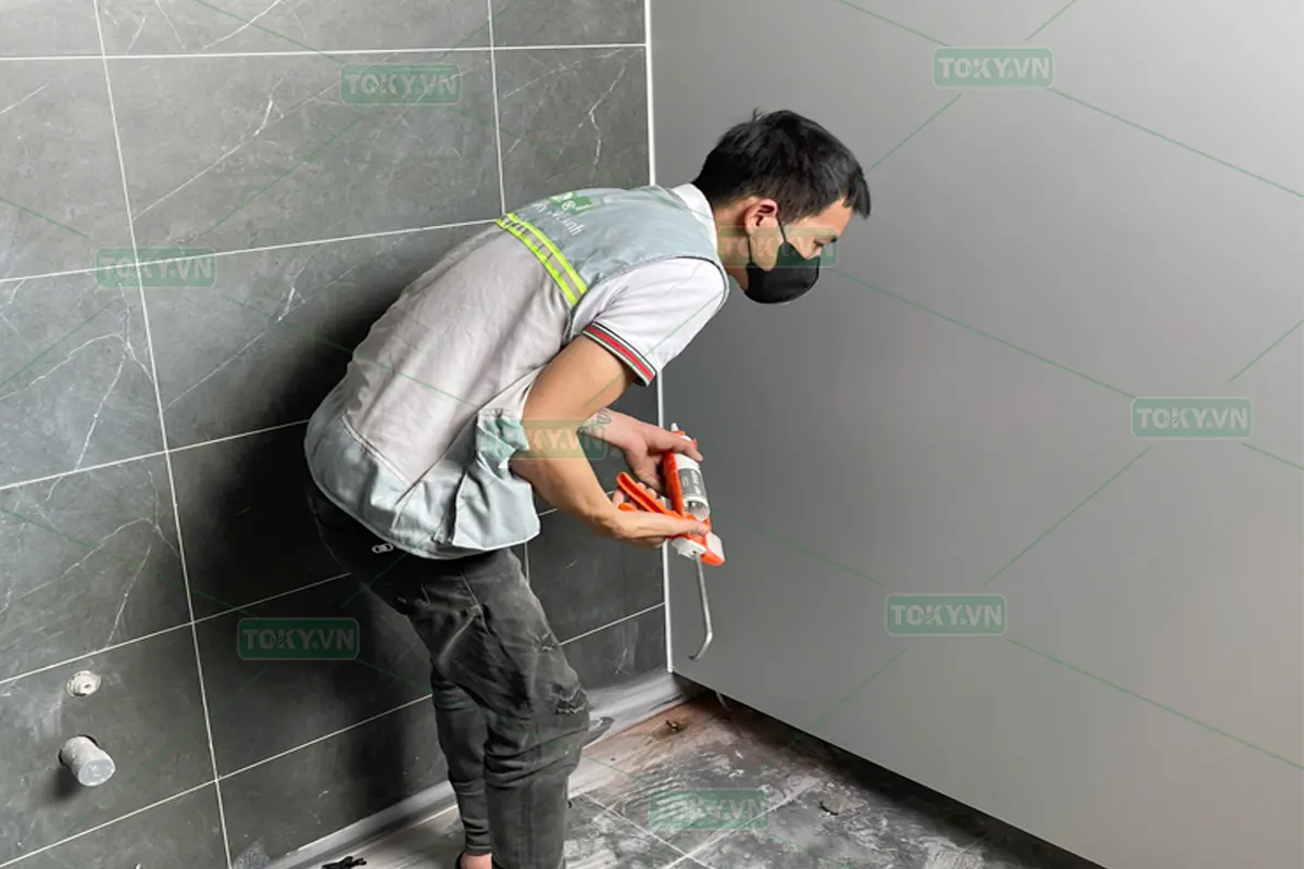 Dự án vách ngăn vệ sinh tấm Compact cho nhà máy An Phát (An Phat Bioplastics)