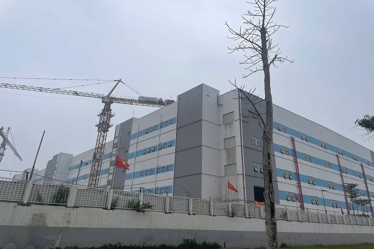 TOKY hoàn thiện 700m2 vách ngăn vệ sinh cho Công ty điện tử BYD Phú Thọ