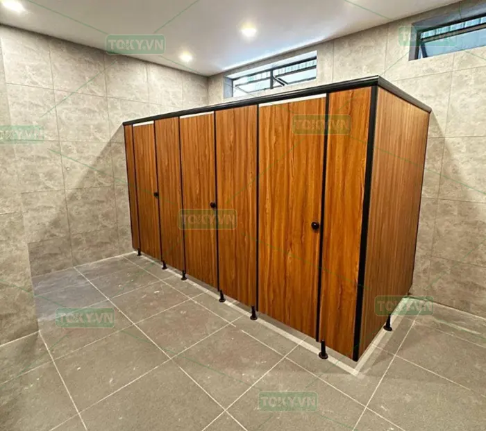 Vách ngăn vệ sinh cho khách sạn - Ngân sách tối ưu, chất lượng đảm bảo 3 Vách ngăn vệ sinh cho khách sạn - Ngân sách tối ưu, chất lượng đảm bảo