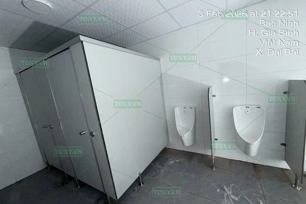 TOKY bàn giao 550m2 vách ngăn vệ sinh compact cho nhà máy Sotek Electric – KCN Gia Bình