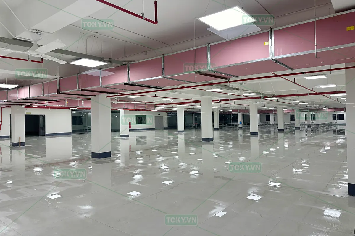 Toky hoàn thiện 300m2 vách ngăn vệ sinh Công ty cổ phần May ATH