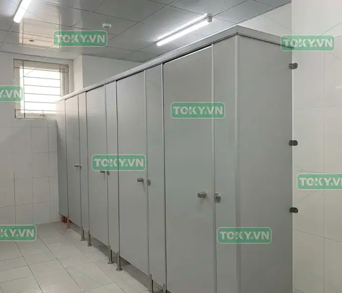 Toky - Đơn vị cung cấp và thi công vách ngăn compact toilet uy tín tại Hà Nội