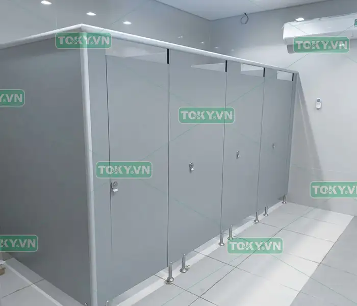 Vách ngăn nhà vệ sinh compact - giải pháp tối ưu cho mọi dự án 3 Ứng dụng thực tế của vách ngăn nhà vệ sinh compact cho đa dạng công trình
