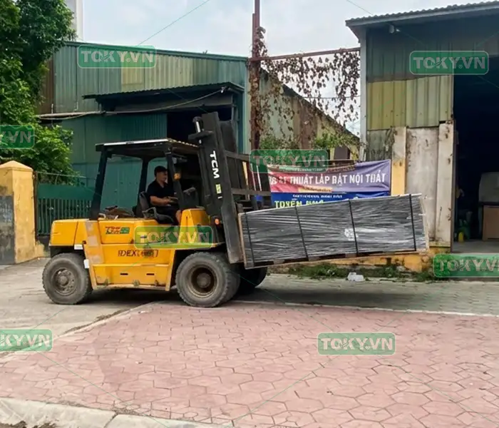 Tổng kho 2 container tấm compact CDF về kho ngày 19/08/2026 | Báo Giá Tận Kho