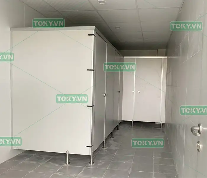 Cách xử lý vết bẩn hóa chất trên vách ngăn vệ sinh Compact HPL 3 3 Lưu ý quan trọng tránh làm hỏng vách ngăn vệ sinh Compact HPL