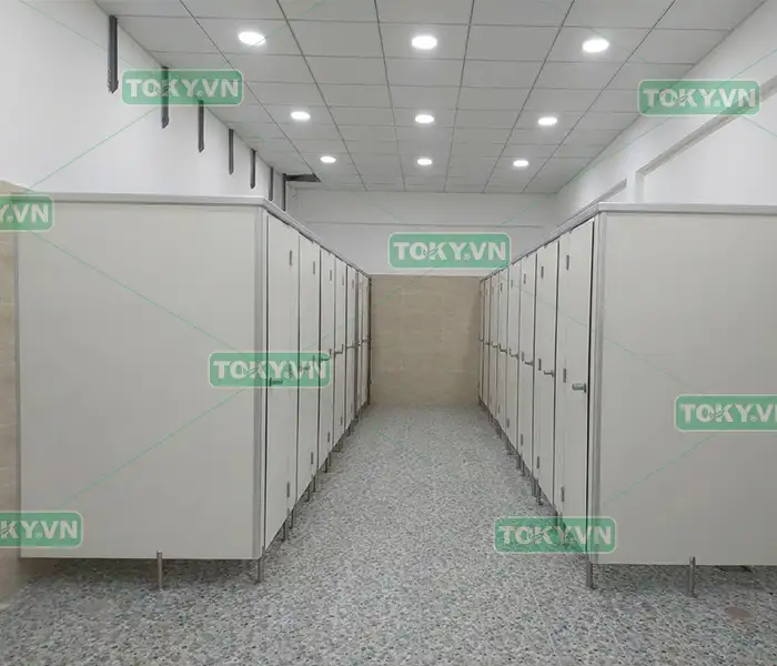 5 tiêu chí chọn đơn vị thi công vách ngăn vệ sinh compact chuẩn và uy tín