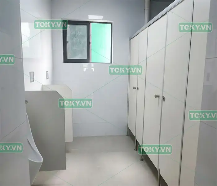 Cách xử lý vết bẩn hóa chất trên vách ngăn vệ sinh Compact HPL 1 Nguyên tắc khi xử lý hóa chất trên vách ngăn vệ sinh Compact HPL