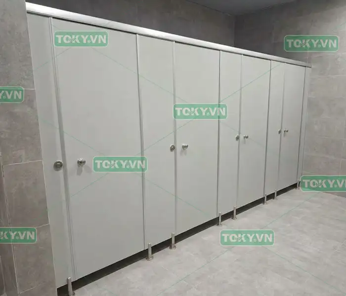 Toky — Dịch vụ cung cấp và lắp đặt vách ngăn vệ sinh compact trọn gói