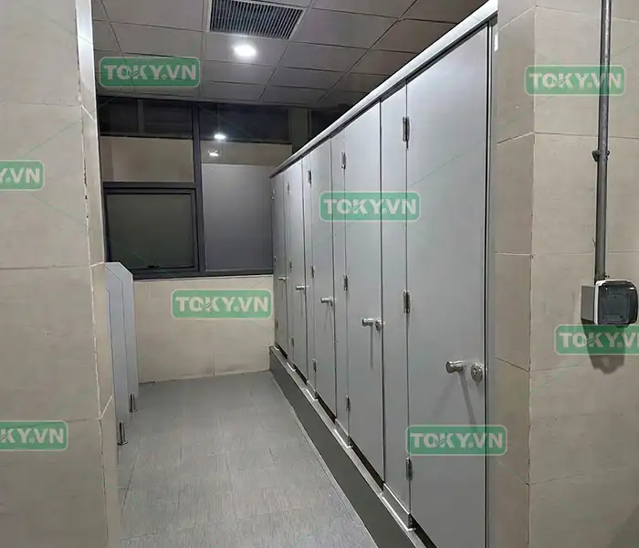 TOKY — Đơn vị tư vấn và lắp đặt vách ngăn vệ sinh compact uy tín