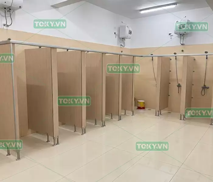 Bí quyết tối ưu chi phí thi công vách ngăn compact của TOKY