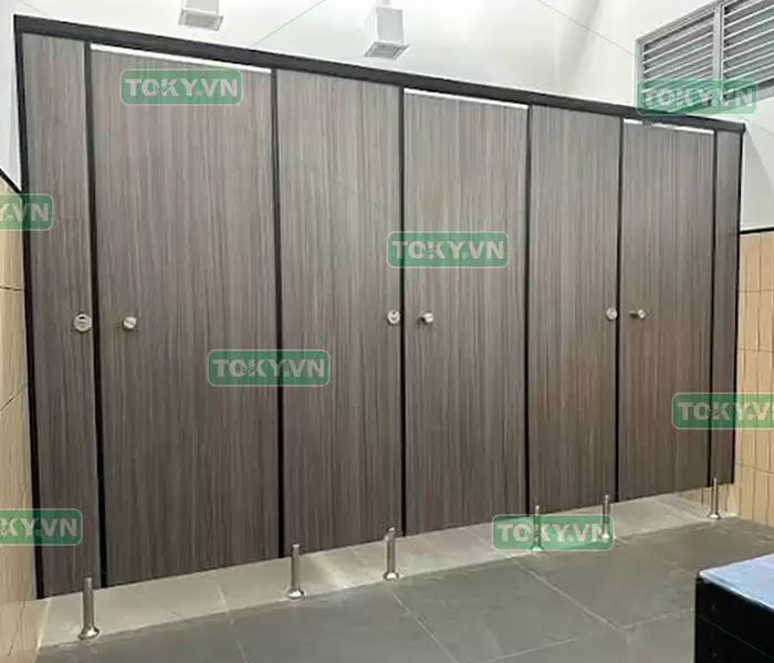 5 yếu tố ảnh hưởng đến đơn giá thi công vách ngăn vệ sinh compact hpl 3 Công nghệ bo cạnh cnc trong thi công vách ngăn vệ sinh compact hpl