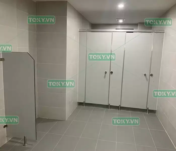 3 lỗi lắp nhôm u nóc làm vách ngăn vệ sinh compact rung lắc 3 Tiêu chuẩn thi công nhôm u nóc vách ngăn vệ sinh compact tại Toky