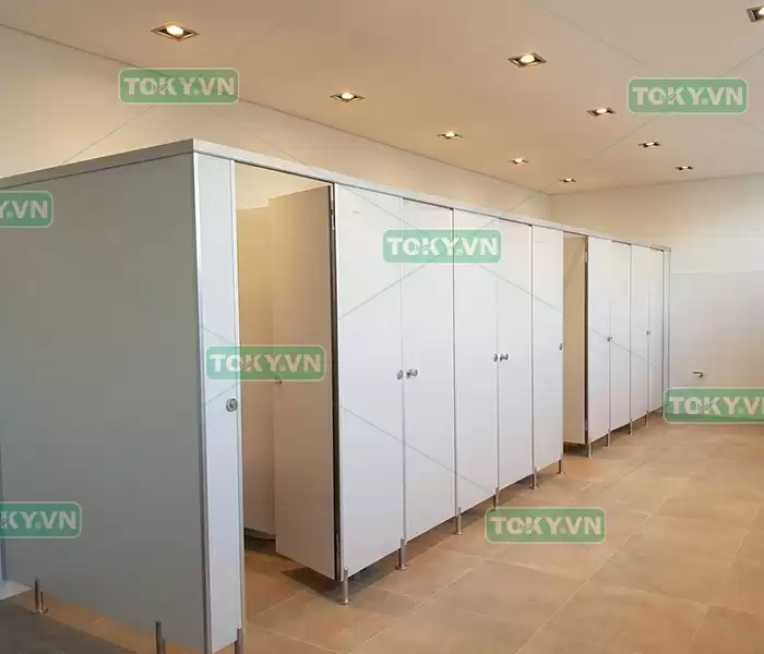 Toky  -  Đơn vị thi công vách ngăn vệ sinh compact uy tín tại KCN Hanssip