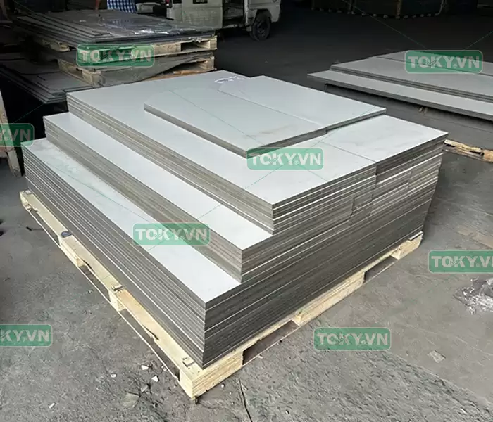 Toky – Địa chỉ bán tấm Compact tại Hà Nội cho công trình và khách mua vật tư